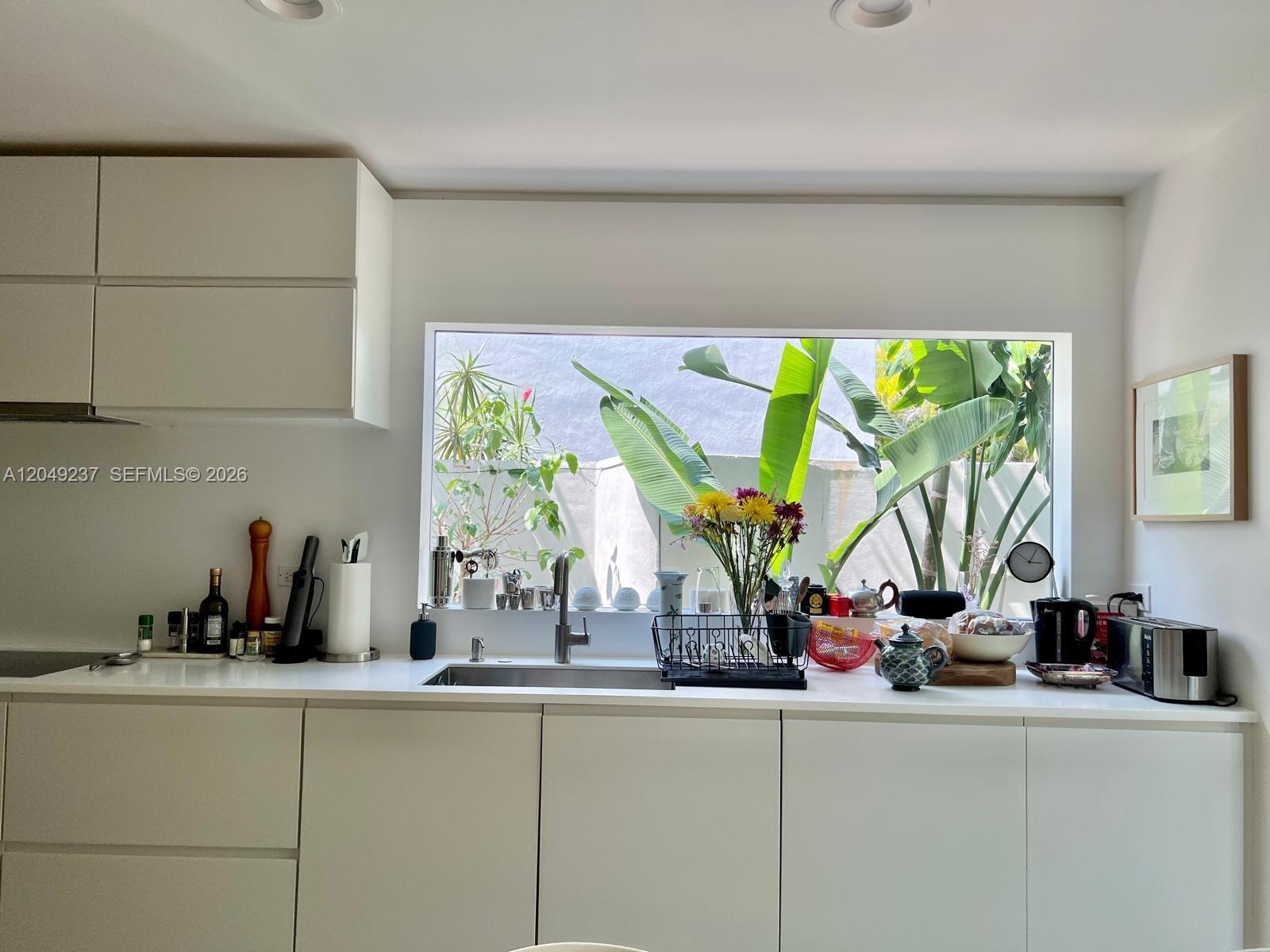 4101 Battersea Road, Unit 1 Miami, FL 33133 - Photo 9 of 25