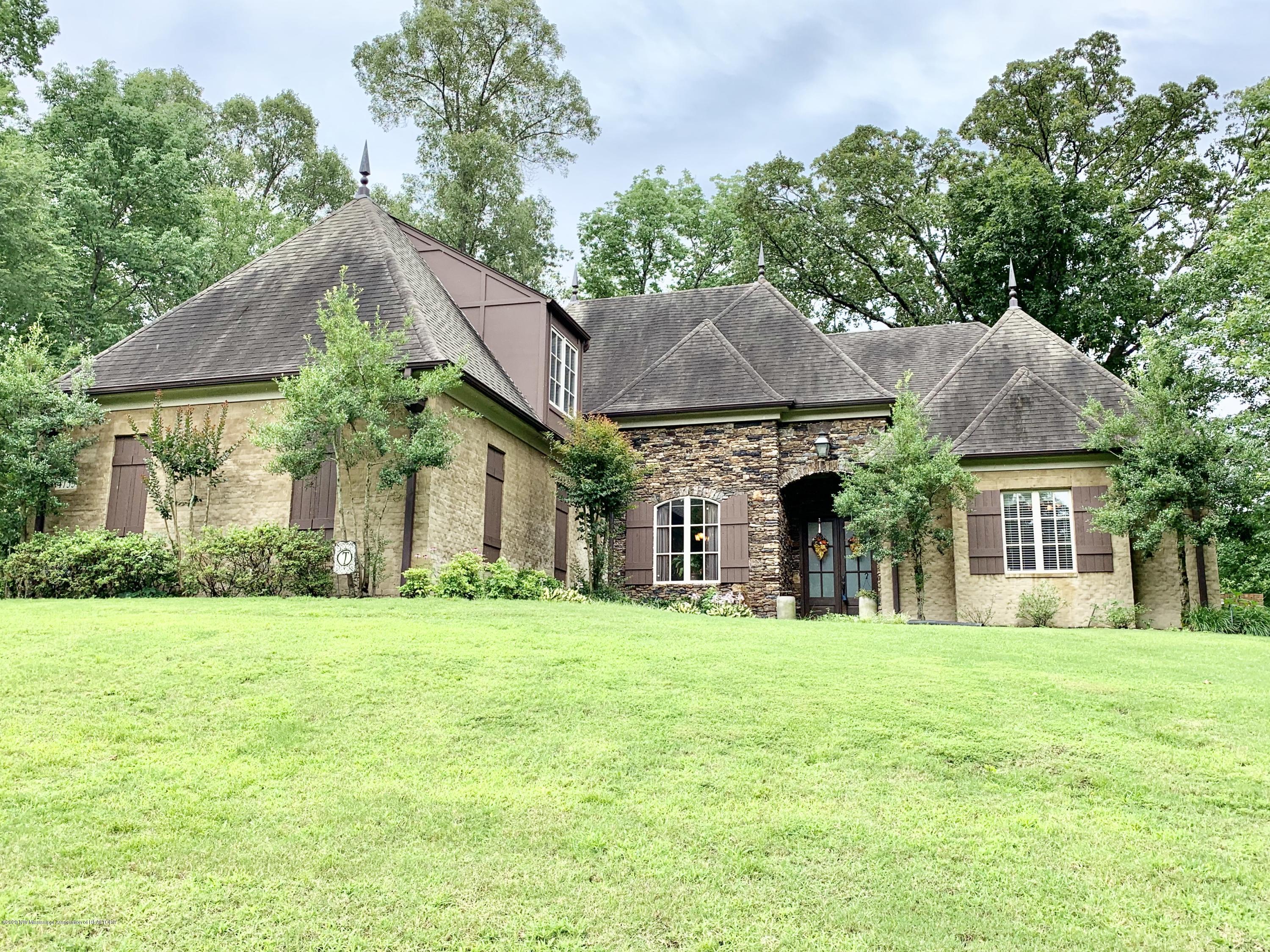 4755 Riviera Drive Nesbit, MS 38651 - Photo 1 of 31 5B27F371-2BDF-4B69-9721-0F57AA9AC2F1