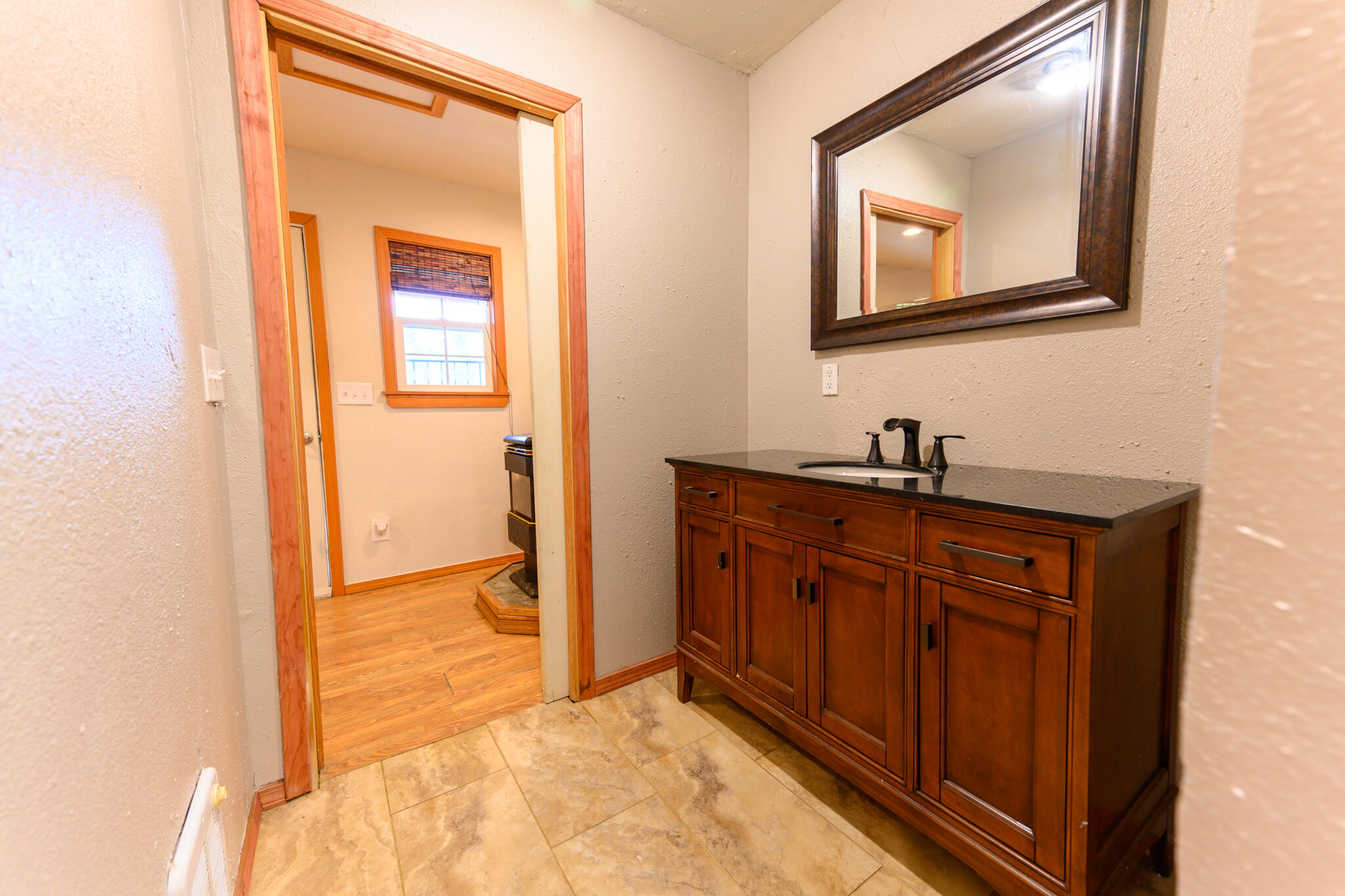 40 Lewiston Turnpike Road Lewiston, CA 96052 - Photo 20 of 38 Vanity Sink