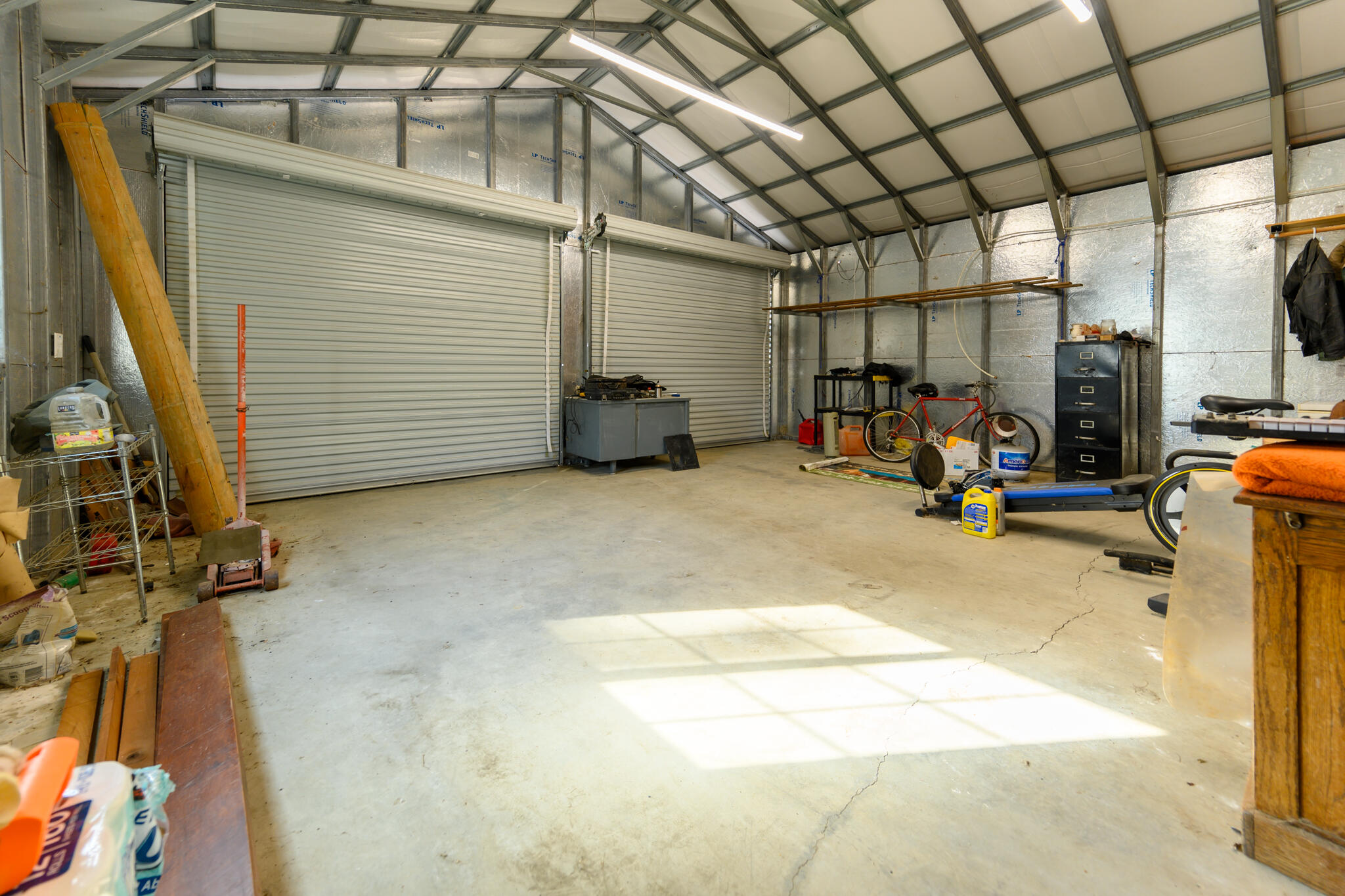 40 Lewiston Turnpike Road Lewiston, CA 96052 - Photo 26 of 38 2-car Garage