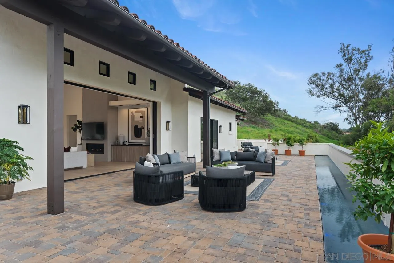 5758 Las Palomas Rancho Santa Fe, CA 92067 - Photo 11 of 74