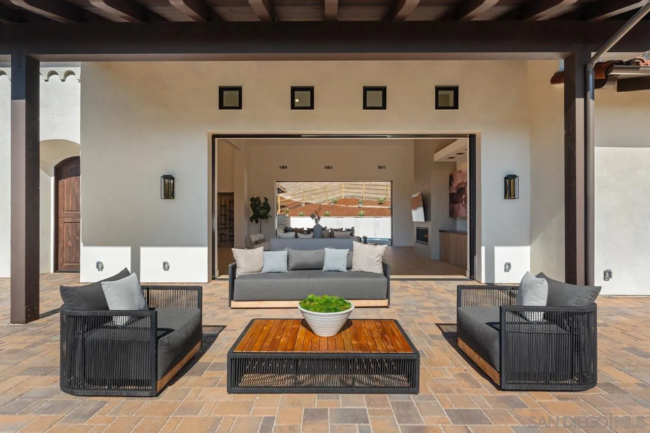 5758 Las Palomas Rancho Santa Fe, CA 92067 - Photo 12 of 74