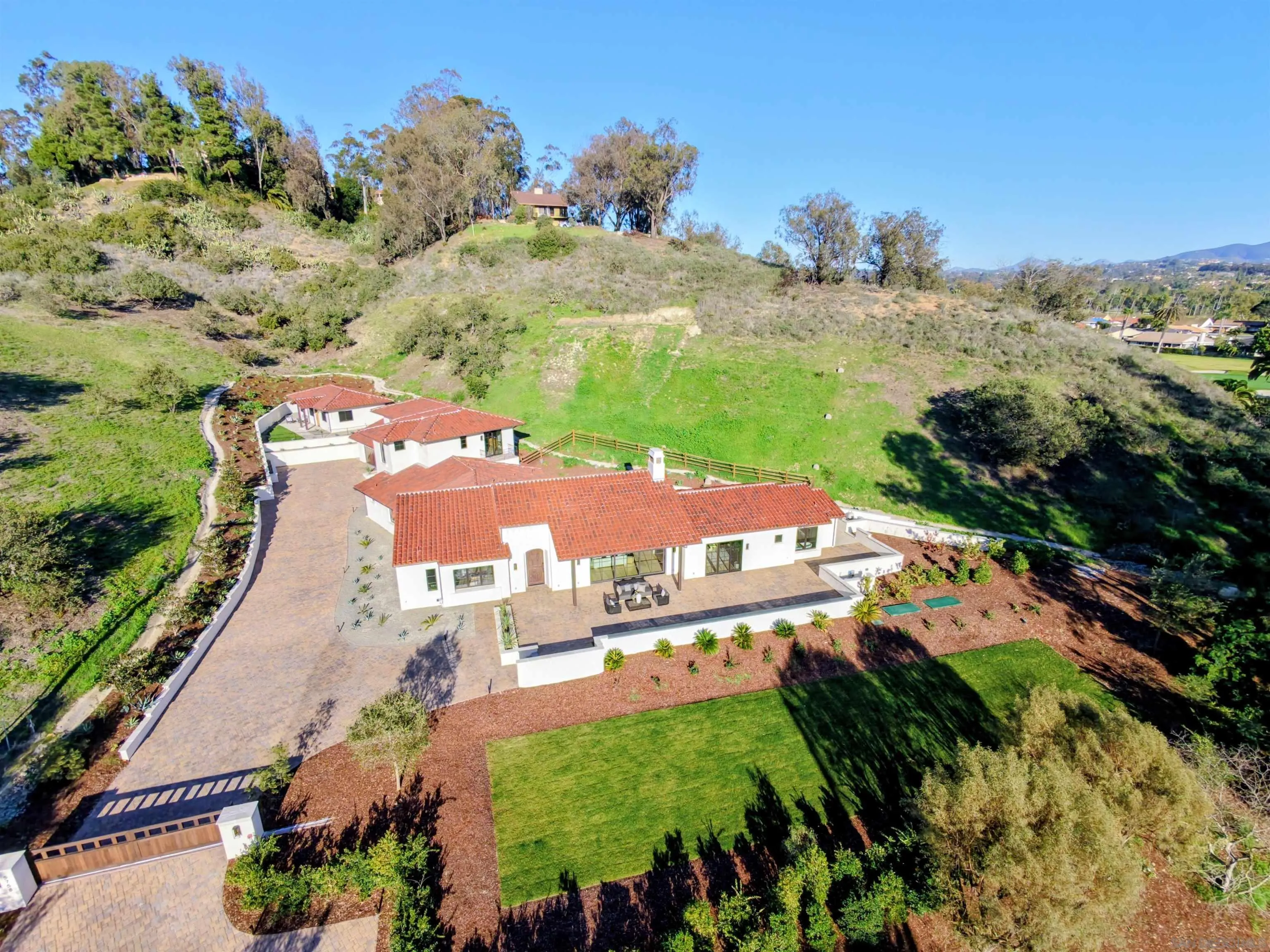 5758 Las Palomas Rancho Santa Fe, CA 92067 - Photo 2 of 74