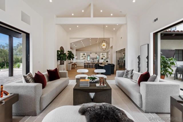 $8,995,000 | 5758 Las Palomas, Rancho Santa Fe, CA 92067