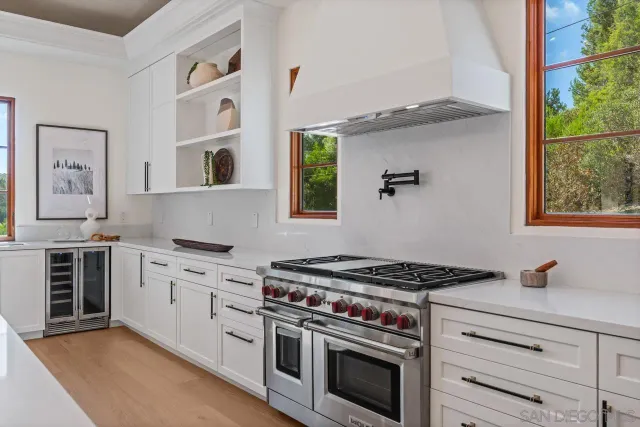 $9,395,000 | 5758 Las Palomas, Rancho Santa Fe, CA 92067