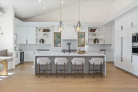 $9,395,000 | 5758 Las Palomas, Rancho Santa Fe, CA 92067