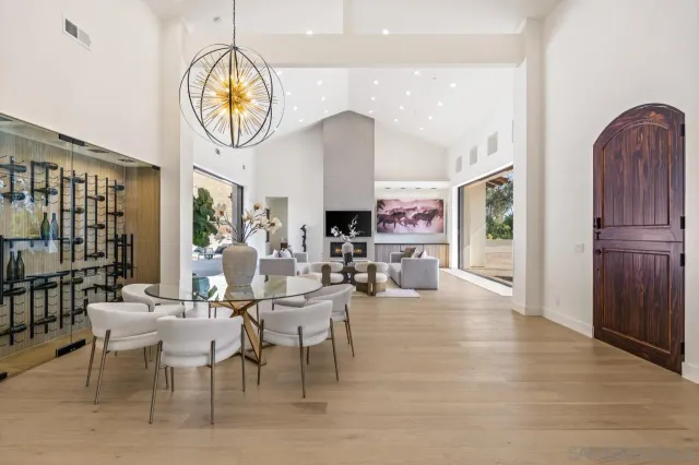 $8,995,000 | 5758 Las Palomas, Rancho Santa Fe, CA 92067