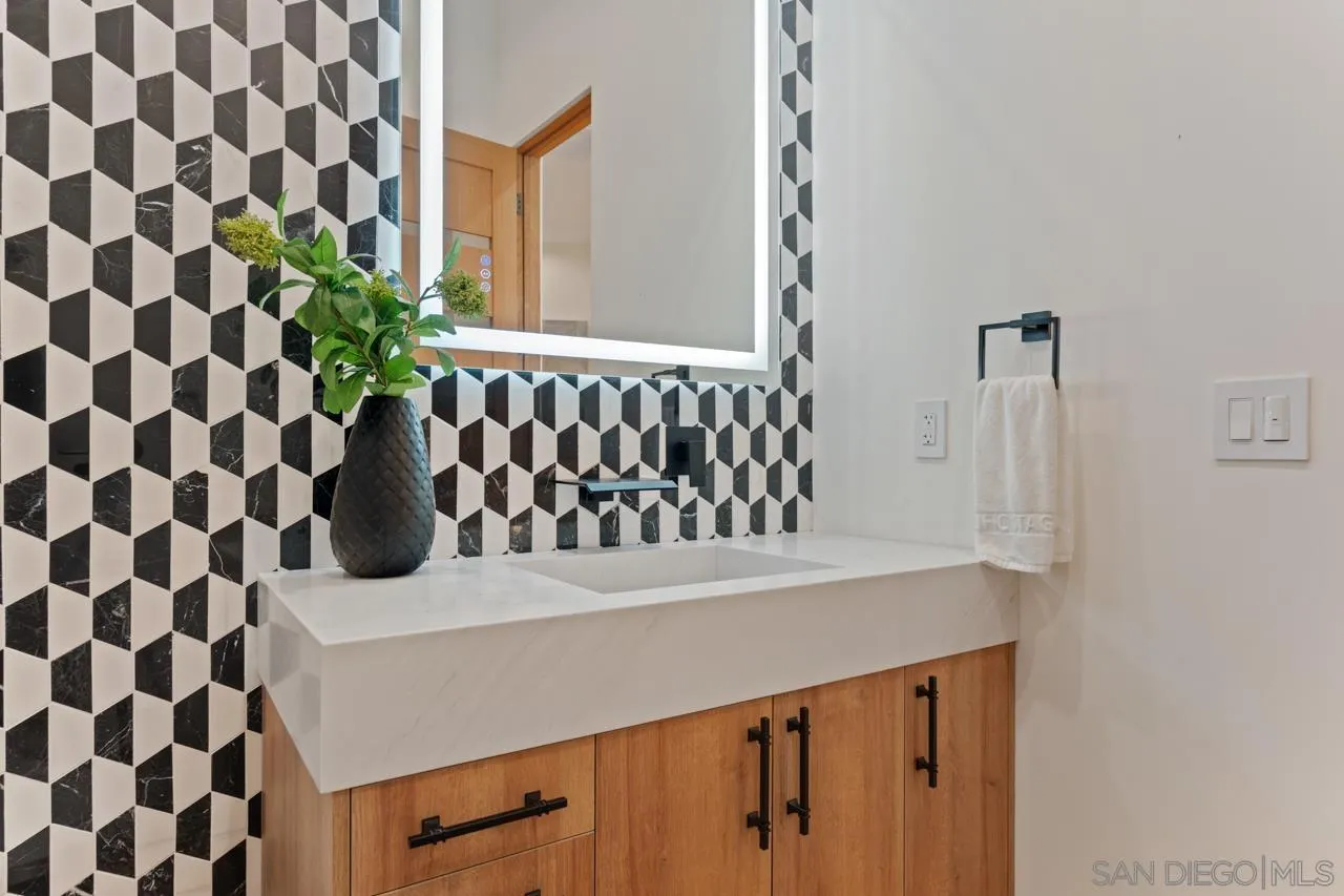 5758 Las Palomas Rancho Santa Fe, CA 92067 - Photo 55 of 74