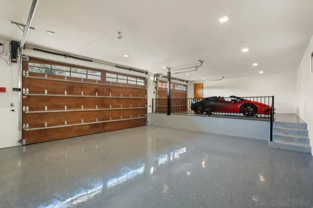 $9,395,000 | 5758 Las Palomas, Rancho Santa Fe, CA 92067