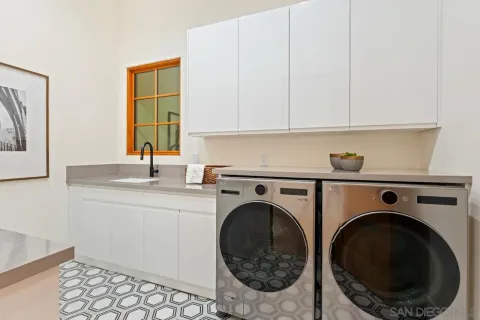 $9,395,000 | 5758 Las Palomas, Rancho Santa Fe, CA 92067