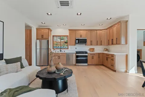 $8,995,000 | 5758 Las Palomas, Rancho Santa Fe, CA 92067