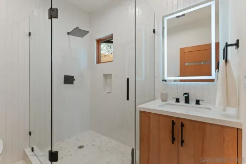 $9,395,000 | 5758 Las Palomas, Rancho Santa Fe, CA 92067