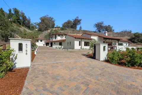 $8,995,000 | 5758 Las Palomas, Rancho Santa Fe, CA 92067