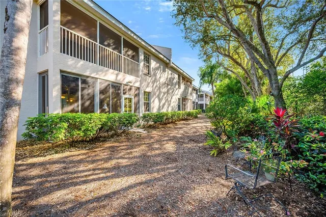 $325,000 | 3755 Fieldstone Boulevard, Unit 1203, Naples, FL 34109