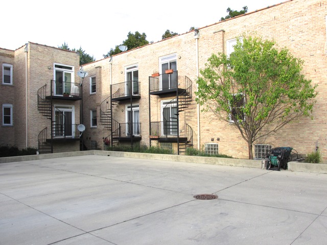 4246 North Spaulding Avenue, Unit 2B Chicago, IL 60618 - Photo 23 of 25