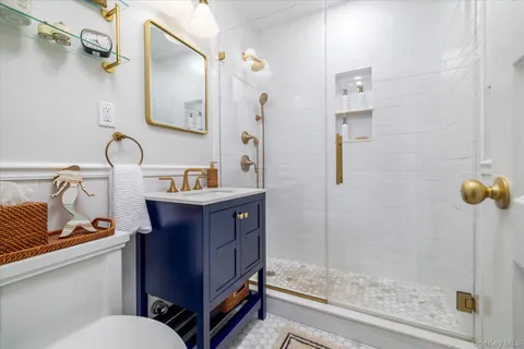 $529,000 | 560 West Broadway, Unit 4G, Long Beach, NY 11561