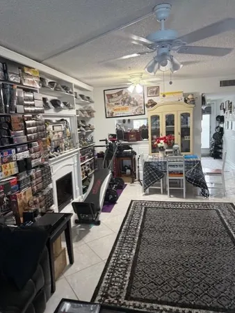 $150,000 | 6570 Royal Palm Boulevard, Unit 215J, Margate, FL 33063