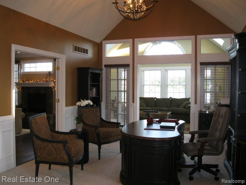 24881 Reeds Pointe Drive Novi, MI 48374 - Photo 26 of 45 Library.jpg