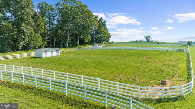 $3,995,000 | 400 North Guernsey Road, West Grove, PA 19390