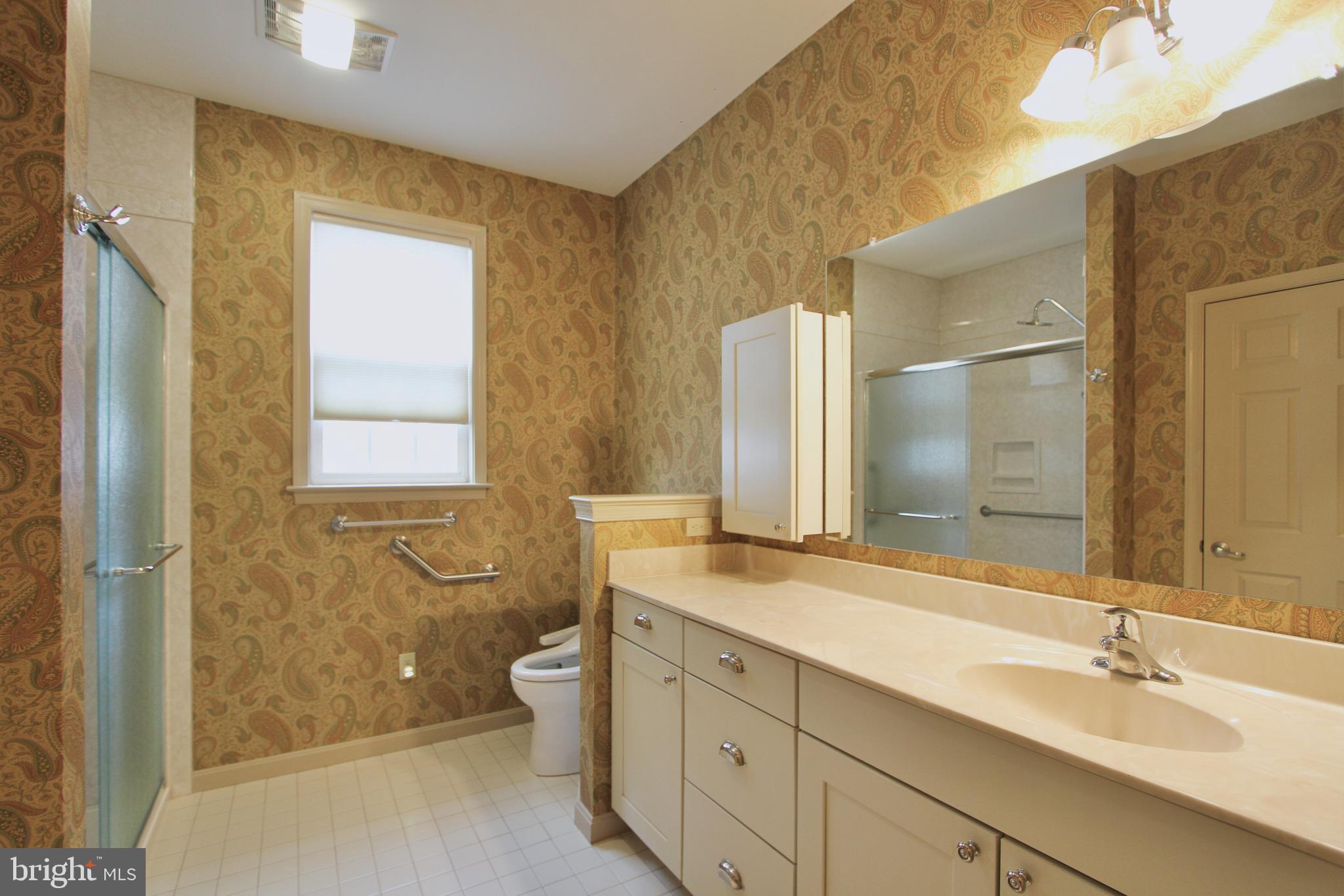 304 Sorrell Circle Smyrna, DE 19977 - Photo 19 of 26 Owners bath