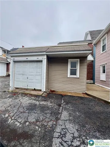 $1,700 | 410 Wyandotte Street, Bethlehem, PA 18015