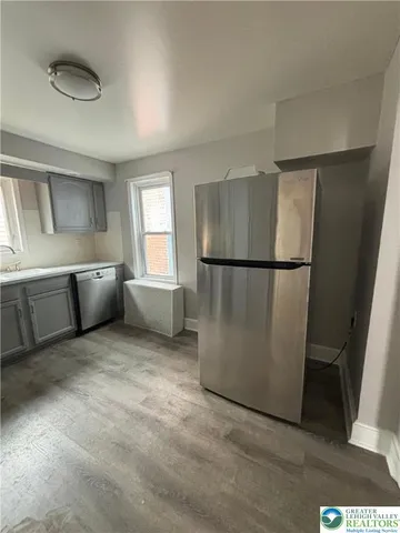 $1,700 | 410 Wyandotte Street, Bethlehem, PA 18015