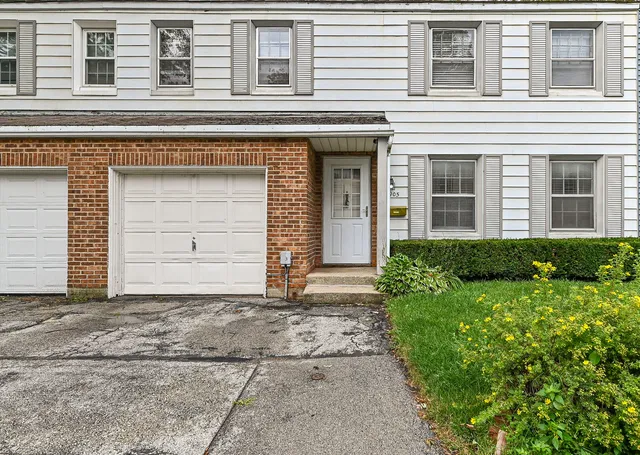 $249,000 | 5905 Dendron Lane, Greendale, WI 53129