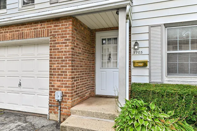 $249,000 | 5905 Dendron Lane, Greendale, WI 53129