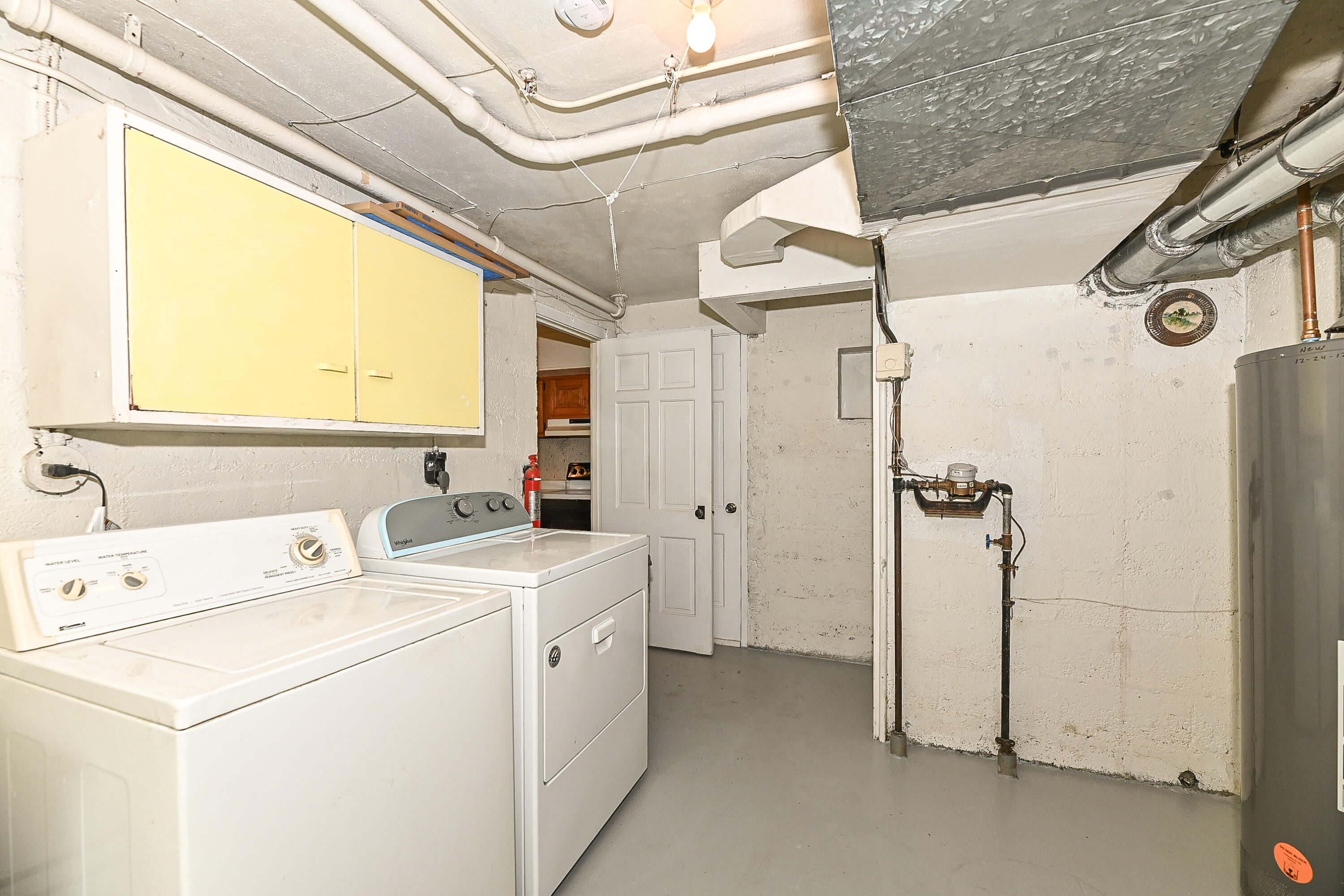 5905 Dendron Lane Greendale, WI 53129 - Photo 21 of 27 Dendron-23