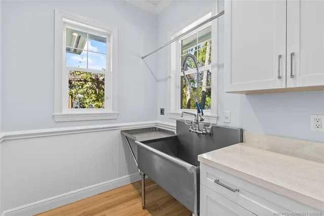 $1,595,000 | 2695 Northeast Cypress Lane, Jensen Beach, FL 34957