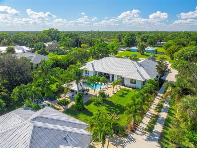 $1,595,000 | 2695 Northeast Cypress Lane, Jensen Beach, FL 34957