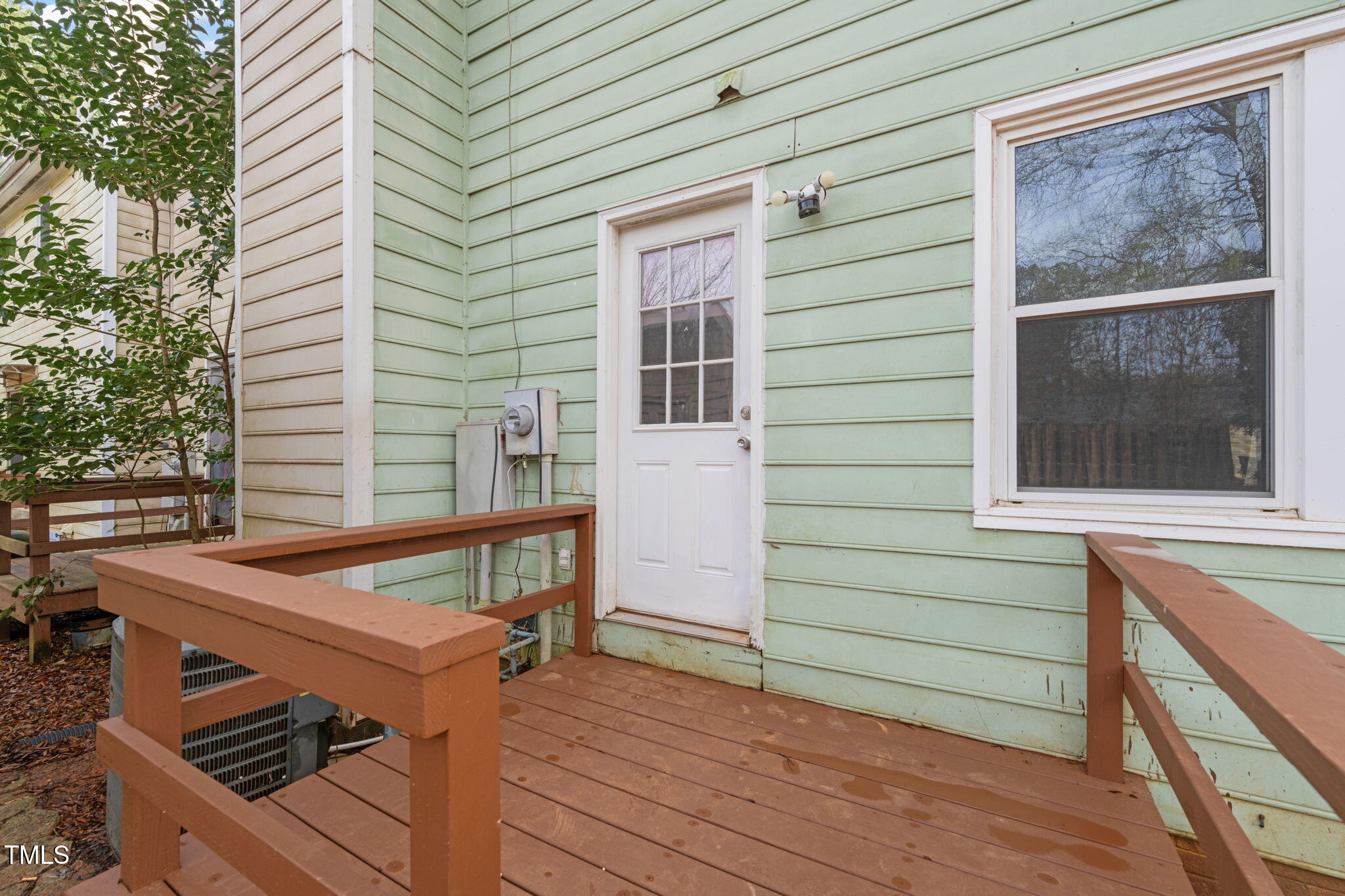 621 Bashford Road Raleigh, NC 27606 - Photo 28 of 29 Deck