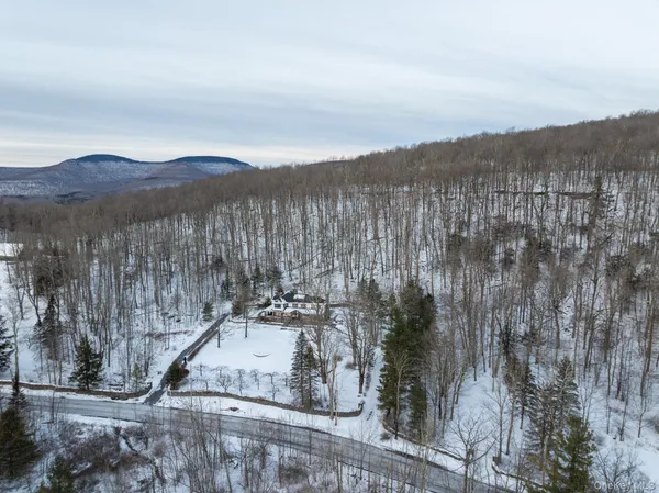 $1,800,000 | 948 County Route 25, Tannersville, NY 12485