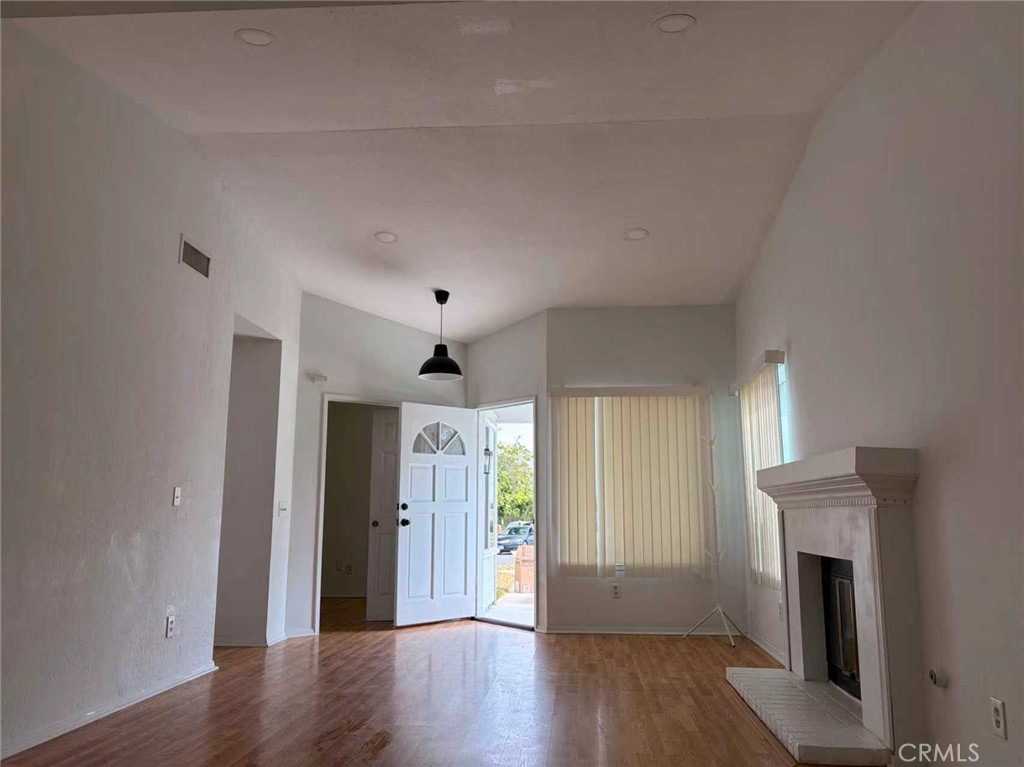 7296 Parkside Place Rancho Cucamonga, CA 91701 - Photo 3 of 26