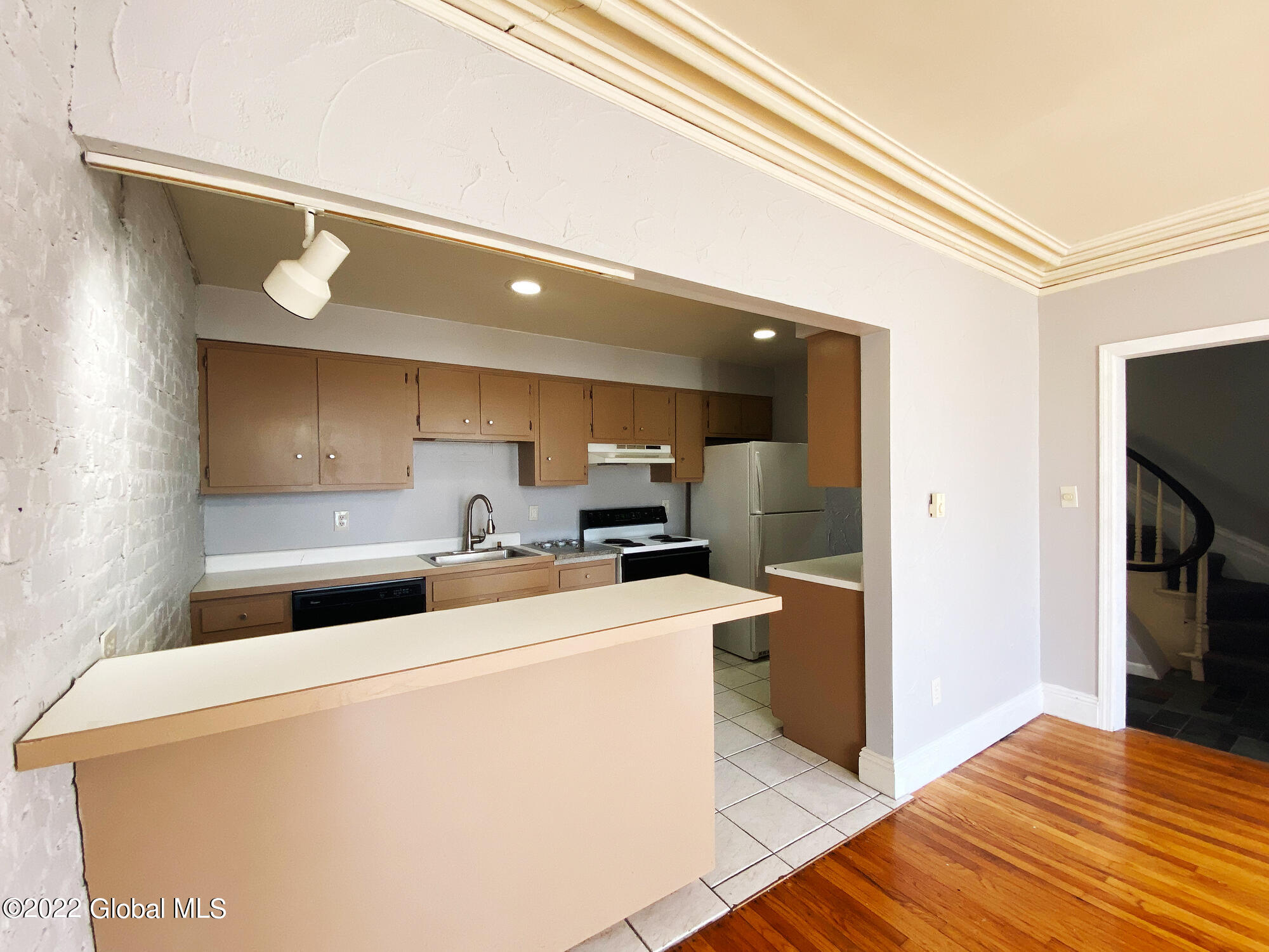 259 State Street Albany, NY 12210 - Photo 25 of 46 259 State St 25