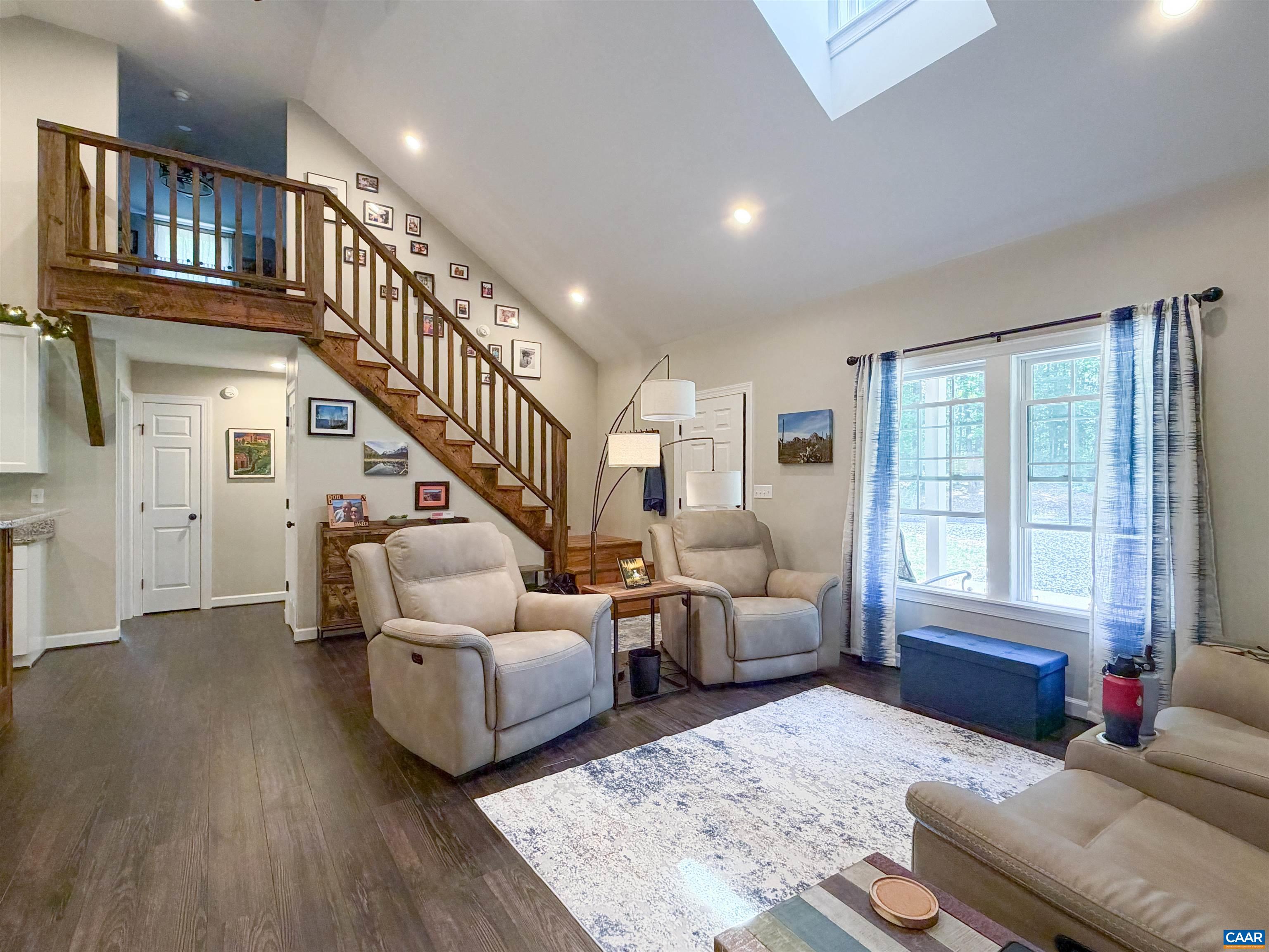 1387 Spreading Oak Road Arvonia, VA 23004 - Photo 14 of 43