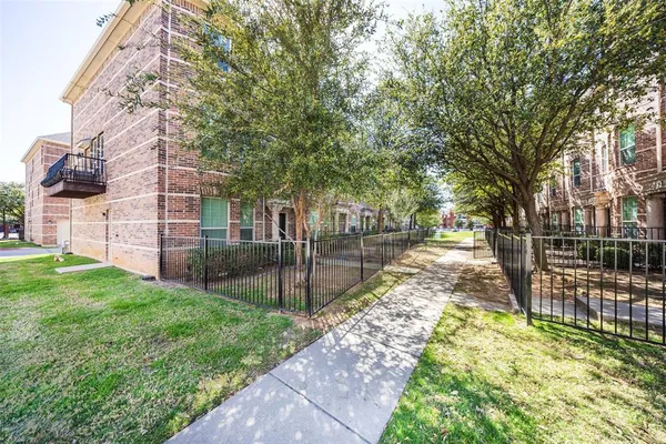 $300,000 | 2500 Rockbrook Drive, Unit A77, Lewisville, TX 75067