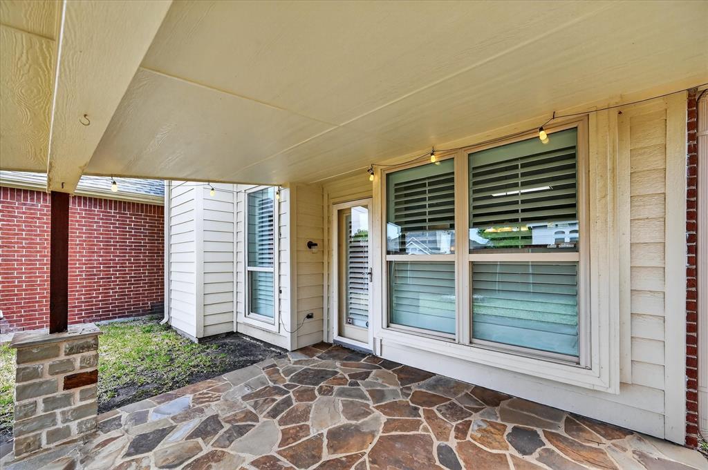1371 San Rafael Drive Rockwall, TX 75087 - Photo 33 of 35 a view of a door and a window