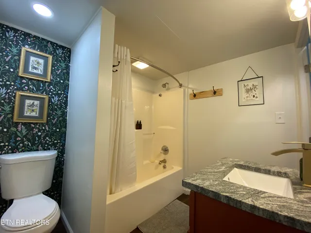 $255,000 | 5809 Eldridge Road Northeast, Knoxville, TN 37918