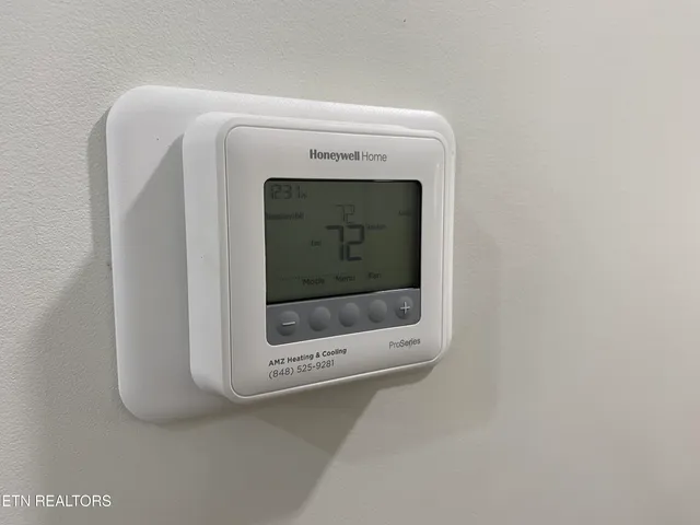 $255,000 | 5809 Eldridge Road Northeast, Knoxville, TN 37918