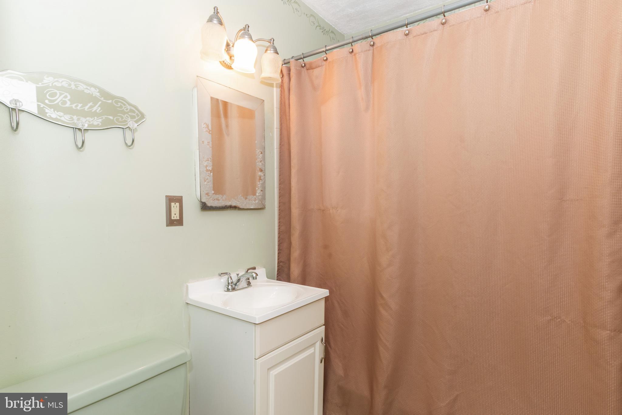 128 Rutledge Avenue Ewing, NJ 08618 - Photo 13 of 15