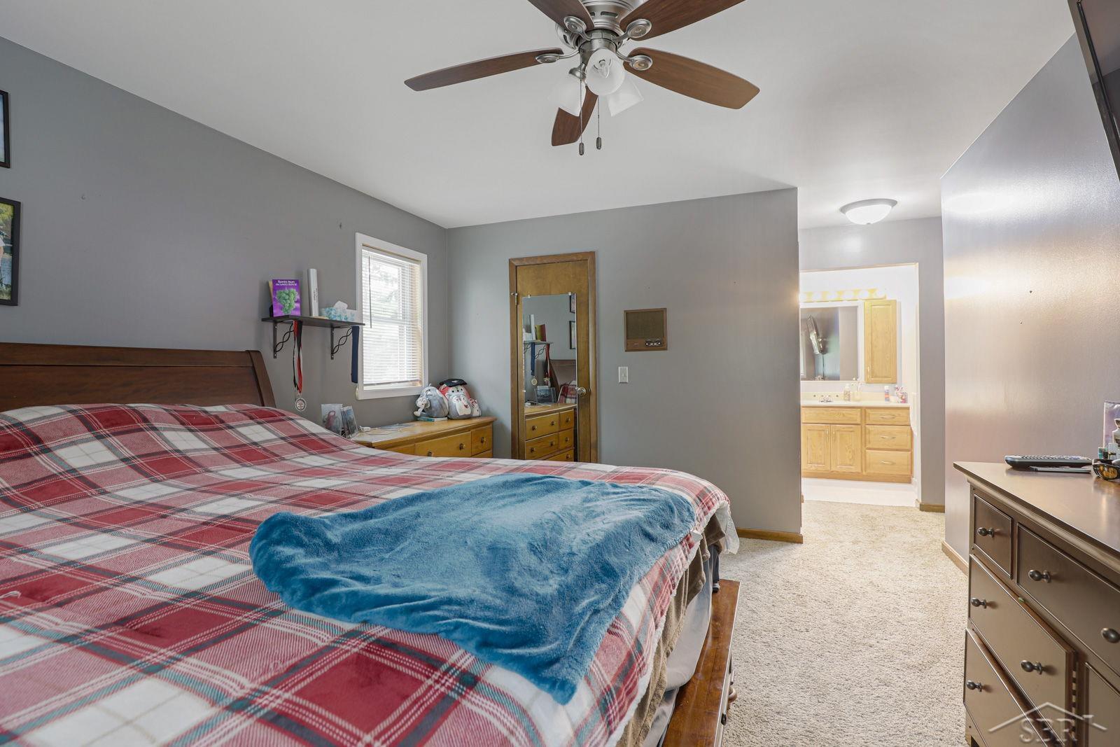 3668 South Graham Road Saginaw, MI 48609 - Photo 25 of 70 50088414-24.JPG