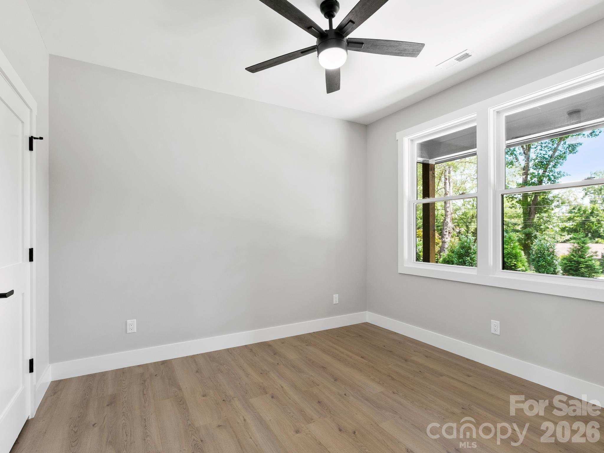 229 Asbury Road Candler, NC 28715 - Photo 16 of 27 Gallery Image 16