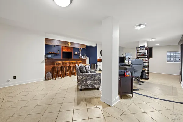 $635,000 | 2184 Schrader Lane, North Aurora, IL 60542