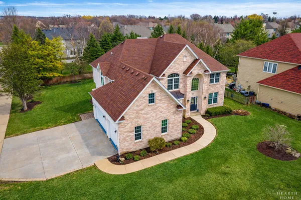 $635,000 | 2184 Schrader Lane, North Aurora, IL 60542