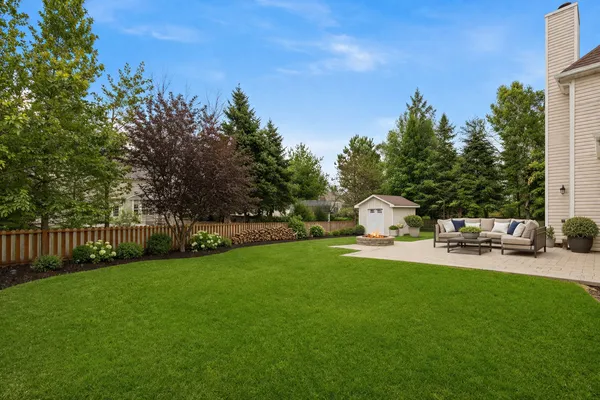 $635,000 | 2184 Schrader Lane, North Aurora, IL 60542