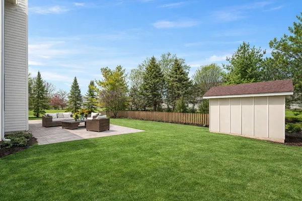 $635,000 | 2184 Schrader Lane, North Aurora, IL 60542