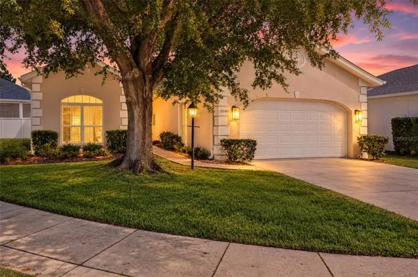 $329,000 | 3040 Southwest 41st Place, Ocala, FL 34474