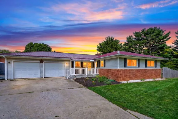 $315,000 | 2788 Pine Drive, Circleville, OH 43113