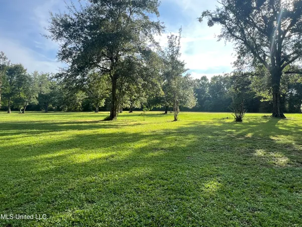$724,850 | 19589 Juniper Drive, Saucier, MS 39574